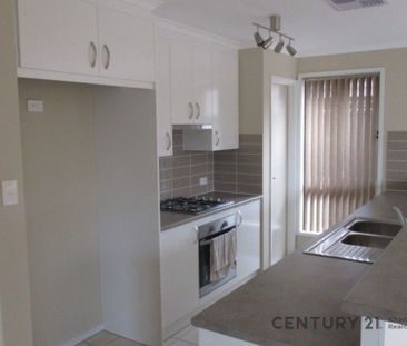 Spacious Coastal Living in Seaside Estate - Photo 3