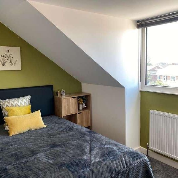 Church Street, DN5 - Photo 1