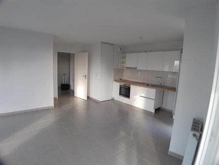Location Appartement 3 pièces 65m² TOULOUSE 31200 - Photo 2