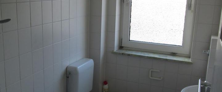 Wohnglück für Paare mit großer Küche - Photo 1