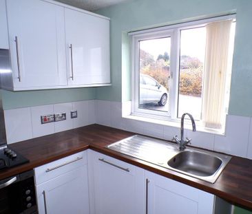 2 bedroom terraced house to rent - Photo 6