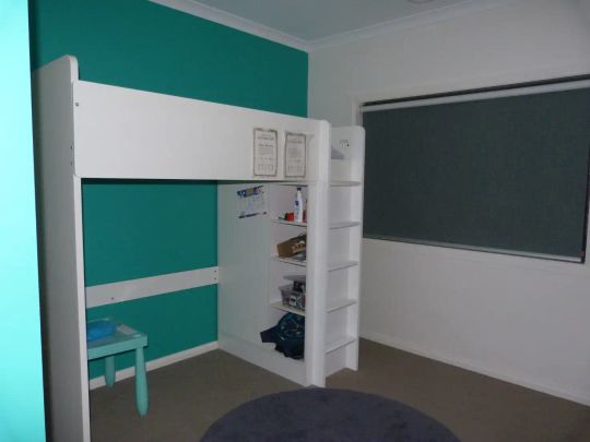 “Comfortable, Low-Maintenance Living in the Heart of Wyndham Vale!” - Photo 1