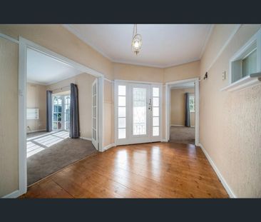 98 Beach Street, Frankston, Vic 3199 - Photo 5