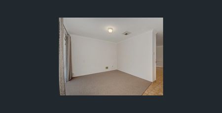 Family Home in Quiet Position - Photo 2