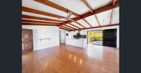 Elevated Home with Studio Apartment - Photo 3