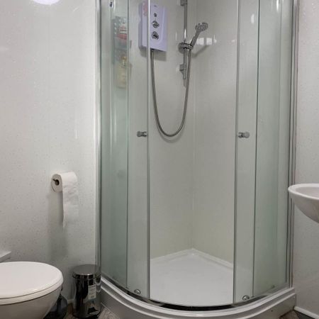 Studio 1 57 High Street - Photo 4