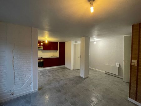Location Maison 3 pièces 73m² - Photo 2