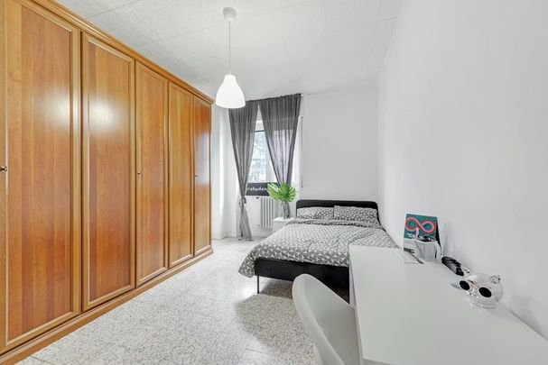 Via Beato Padre Pio da Pietrelcina, Milan, Lombardy 20142 - Photo 1