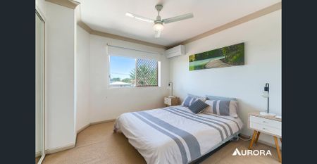 Fully Furnished Top Floor Apartment in Prestigious Ascot Location - Photo 5