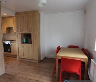 7 bedroom semi-detached house to rent - Photo 4