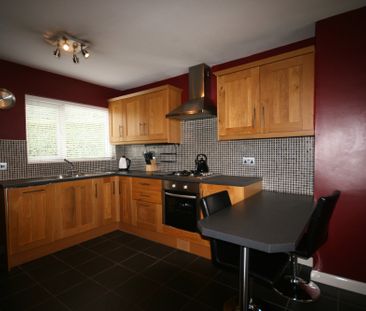 21 Trasnagh Drive, Newtownards, BT23 4PD - Photo 2