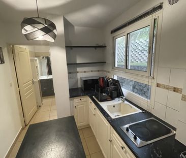 Location Appartement 1 pièce 26m² LA POSSESSION 97419 - Photo 3
