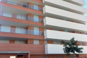 Alquiler de piso en Poligono Sup, 94