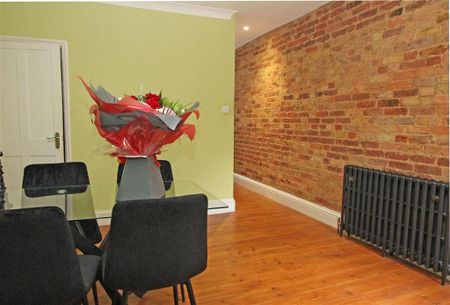2 bedroom terraced house to rent - Photo 3