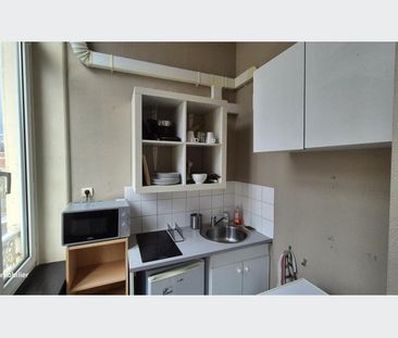 Appartement à Louer à LILLE 673 € - Photo 3
