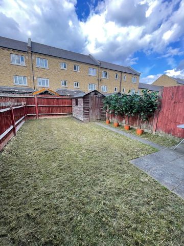 Room in a Shared House, London, E14 - Photo 2