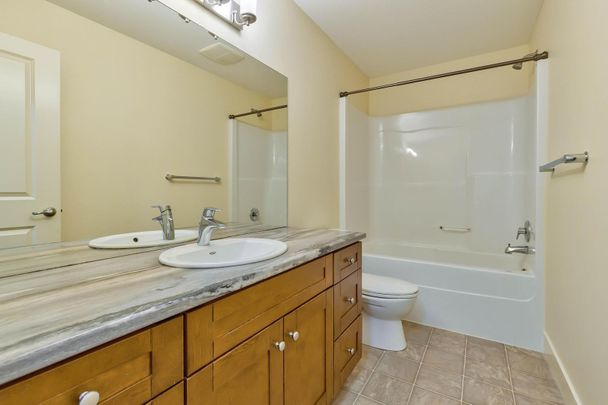 Executive 4 bed/4 bath in Upper Mission - Photo 1