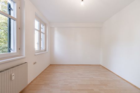 Helle 3,5-Zimmerwohnung mit Balkon - Foto 2