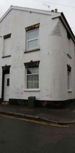 Rosewood Terrace, St James, Exeter, EX4 - Photo 1