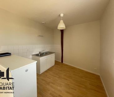 Location Appartement 2 pièces 50m² LOUDUN 86200 - Photo 4