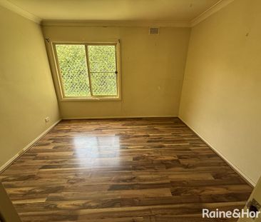 Residential Accommodation with a Flexible Floor Plan - Suit Mining ... - Photo 3