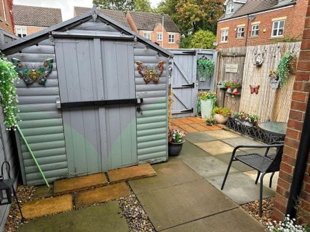 3 bedroom terraced house to rent - Photo 5