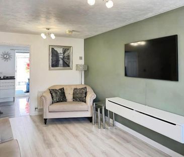 4 bedroom house to rent - Photo 1