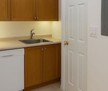 For Lease - 55 Bloor Street Unit# 1801, Toronto, Ontario - Photo 5