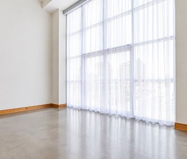 For Lease - 5 Father David Bauer Drive Unit# 305, Waterloo, Ontario - Photo 2