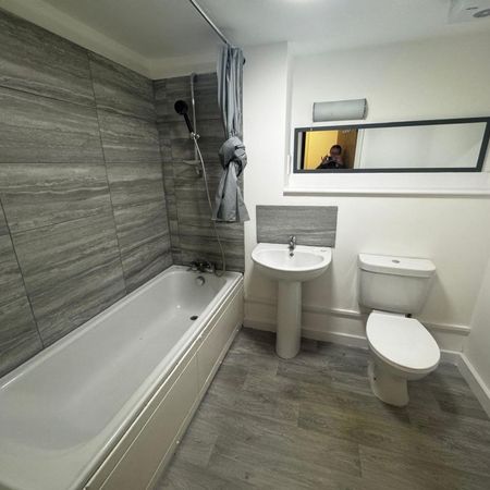 3 City Heights - Available now for short termLoughborough - Photo 3