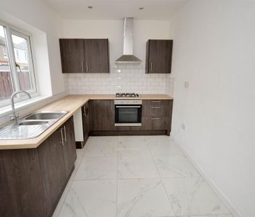 2 bedroom terraced house to rent - Photo 6