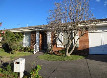 2/131 Ivanhoe Parade, Ivanhoe - Photo 4