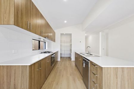 33 Flagstaff Street, Armstrong Creek - Photo 5