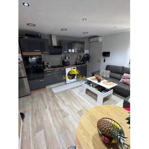 2 BEDROOM APARTMENT - ALICANTE - Photo 2