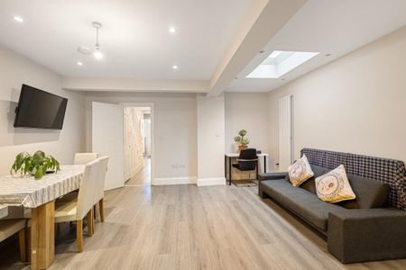 5 bedroom terraced house to rent - Photo 5