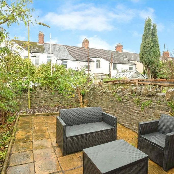 2 bedroom terraced house to rent - Photo 1