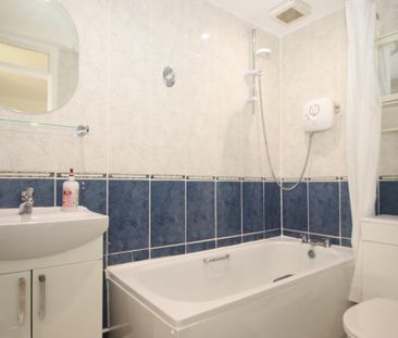 2 bedroom semi-detached house to rent - Photo 6