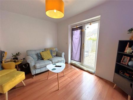 2 bedroom terraced house to rent - Photo 4