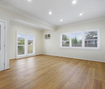 Renovated 3 Bedroom Home - Photo 2