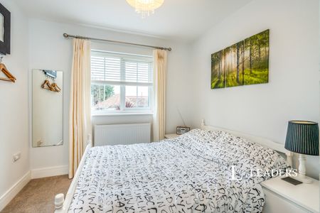 2 bedroom house to rent Violet Close, Bognor Regis, West Sussex, PO21 - Photo 3