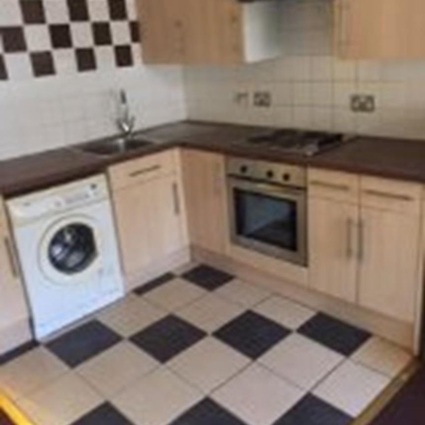 1 Bed Flat, Glasgow, G31 - Photo 2