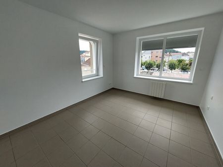 Apartment - Photo 2