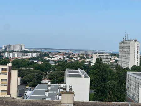 Location Appartement 5 pièces 100m² - Photo 4