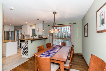 For Lease - 21 Artesian Avenue, East Gwillimbury, Ontario - Photo 3