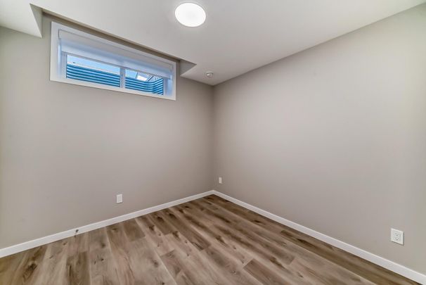 1070 Mahogany Blvd SE, Alberta, T3M 3T6, Calgary - Photo 1