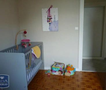 Appartement à louer 4 pièces 76.24m² - Photo 3