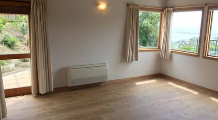 A home with amazing close ocean view - Photo 2