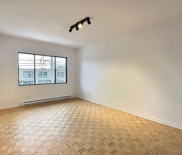 9682 Av. Merritt - Photo 1