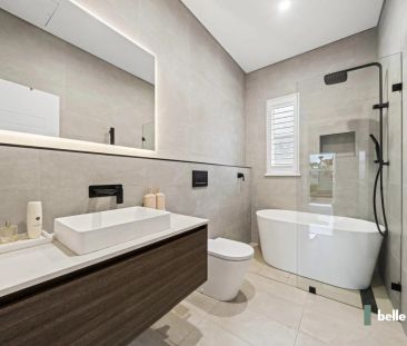62 Badminton Road, - Photo 2