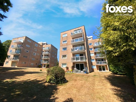 2 bed flat to rent in South View, 24 St. Valerie Road, Bournemouth, Dorset, BH2 6PJ - Photo 1